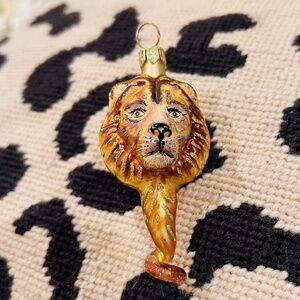 F20-Blown Glass Hand-Painted Lion's Head Hanging Ornament